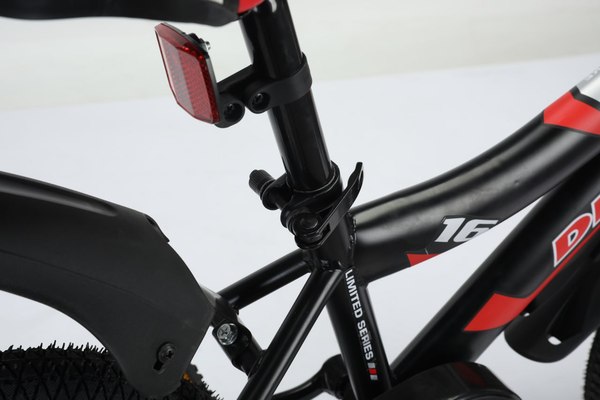 Детский велосипед DeltA Sport 2005 20 (красный)