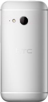 Смартфон HTC One Mini 2 (серебристый) - вид сзади