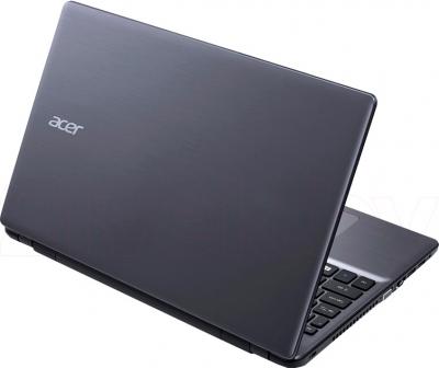 Ноутбук Acer Aspire E5-511-C169 (NX.MPKEU.006) - вид сзади