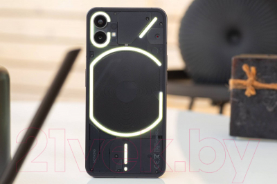 Изображение товара Смартфон Nothing Phone 1 5G 8GB/128GB (черный)