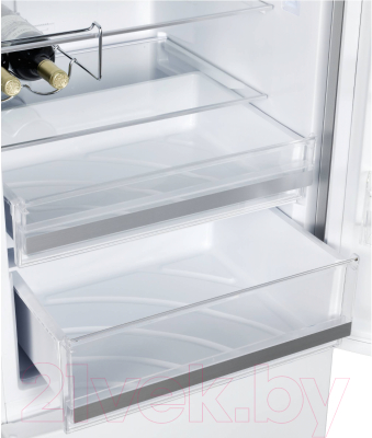 Холодильник с морозильником Korting KNFC 62370 GW