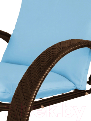 Кресло садовое M-Group Фасоль / 12370203 (коричневый ротанг/голубая подушка)