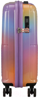 Чемодан на колесах American Tourister Geopop ME1*02 001