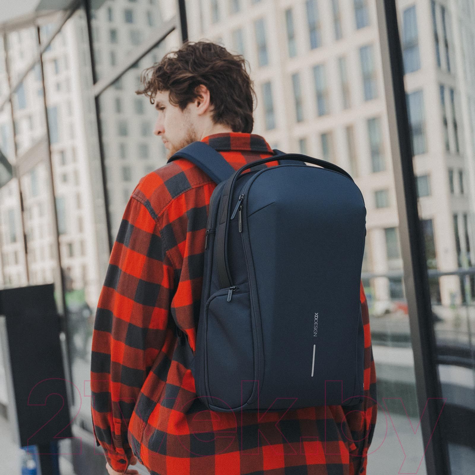 Рюкзак XD Design Bizz Backpack / P705.935