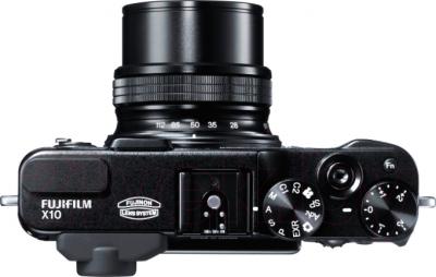 Компактный фотоаппарат Fujifilm FinePix X-10 (черный) - вид спереди