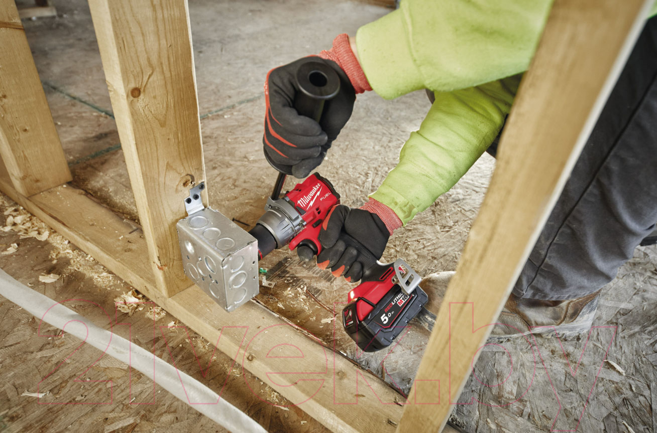 Аккумуляторная дрель-шуруповерт Milwaukee M18 FDD3-502X / 4933479863