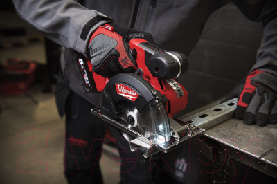 Изображение товара Дисковая пила Milwaukee M18 FID3-502X / 4933459193
