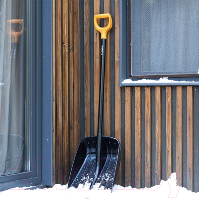 Лопата для уборки снега Plantic Snow 12004-01