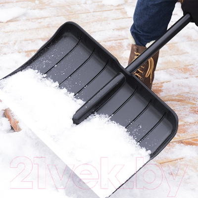 Лопата для уборки снега Plantic Snow 12005-01