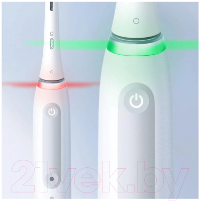 Электрическая зубная щетка Oral-B iO4 Magnetic White Travcase