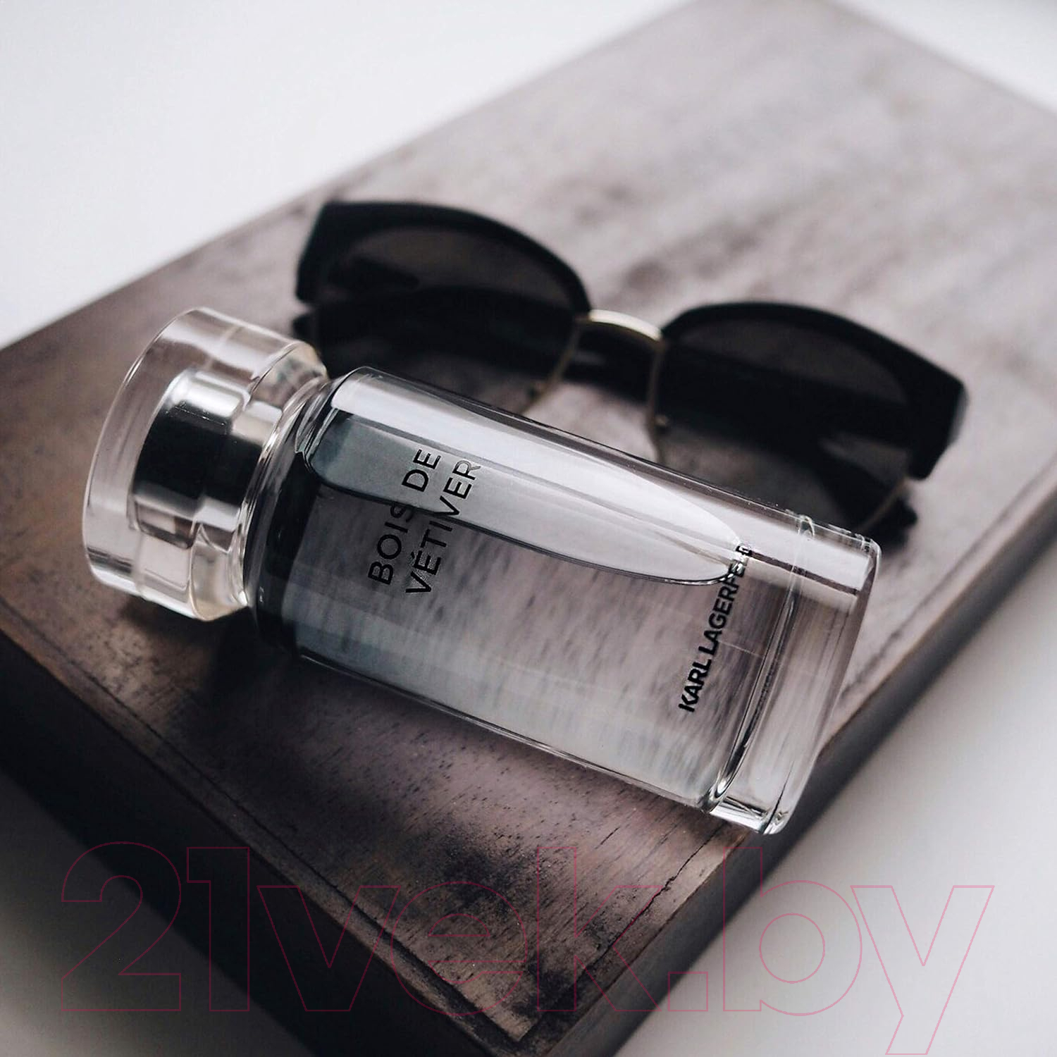Туалетная вода Karl Lagerfeld Bois De Vetiver (50мл) — фото 4