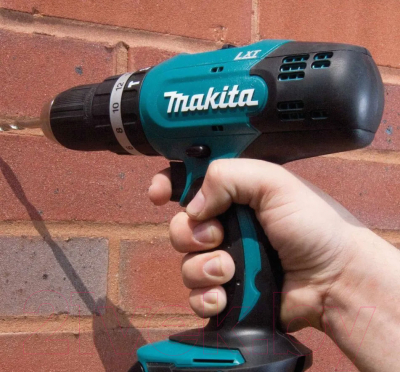 Изображение товара Профессиональная дрель-шуруповерт Makita DHP453ZJ