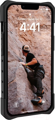 Чехол-накладка UAG Pathfinder для iPhone 13/14 (черный)