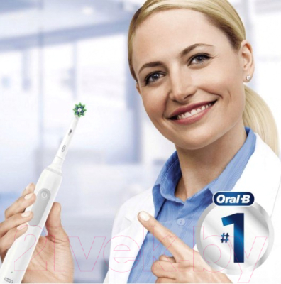 Электрическая зубная щетка Oral-B Pro 3 3800+