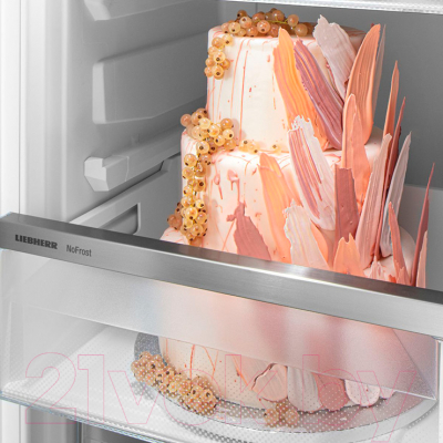 Холодильник с морозильником Liebherr CNf 5703