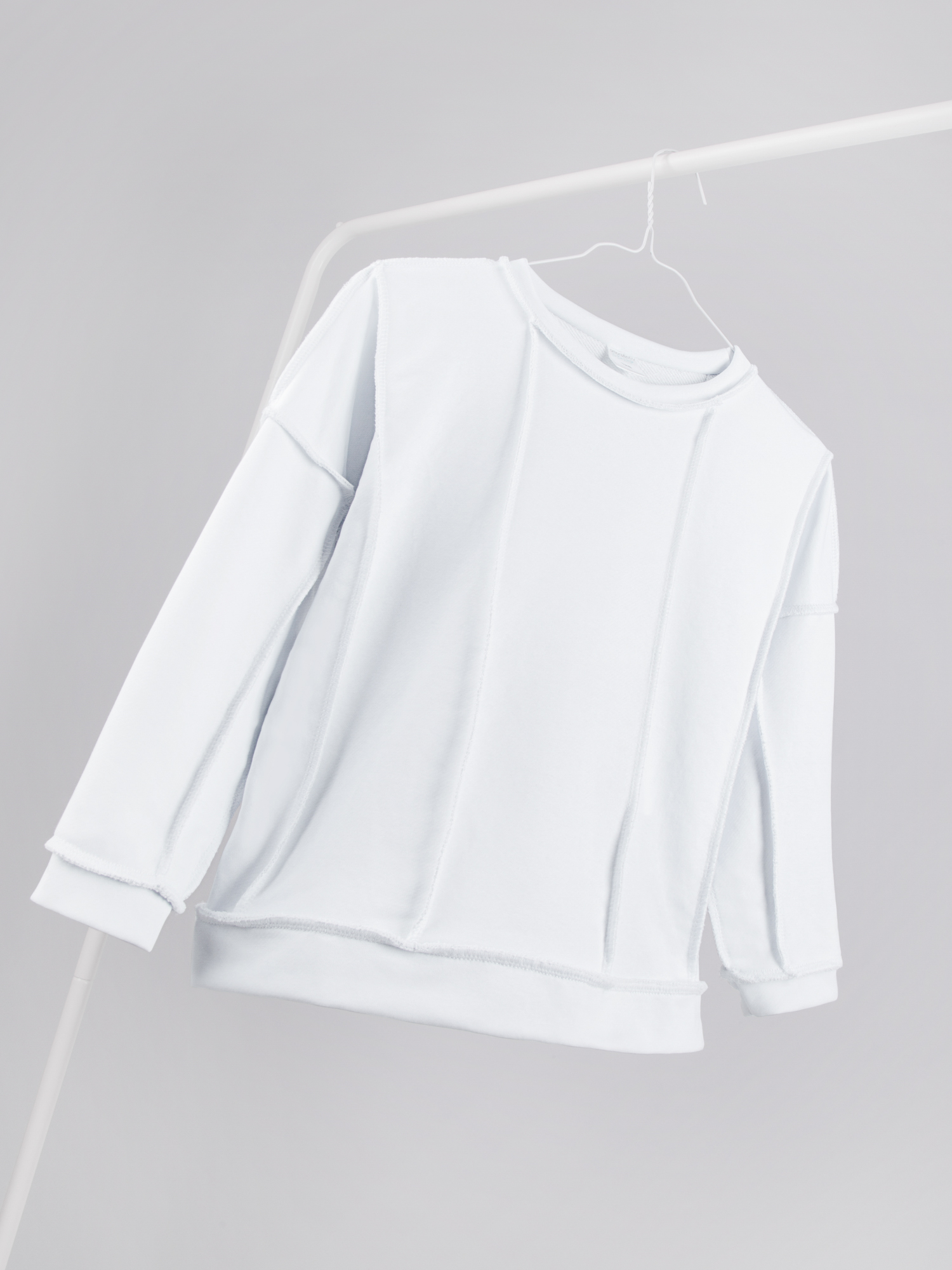 Свитшот детский Amarobaby Bold / AB-OD23-28B/00-134 (белый, р.134) — фото 8