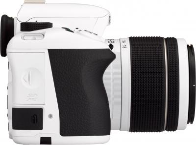 Зеркальный фотоаппарат Pentax K-50 Kit DA 18-55mm WR + 50-200mm WR (белый) - вид сбоку
