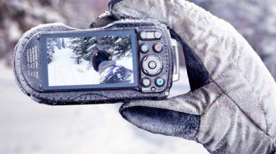 Компактный фотоаппарат Ricoh WG-4 GPS (черно-красный) - морозоустойчивый корпус