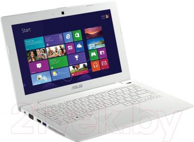 Ноутбук Asus X200MA-KX241D - вполоборота