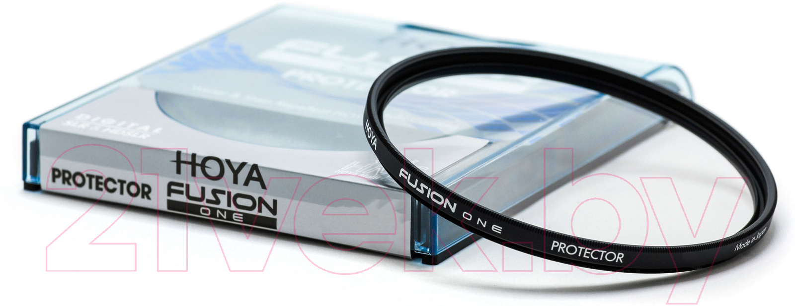 Светофильтр Hoya Protector Fusion One 52