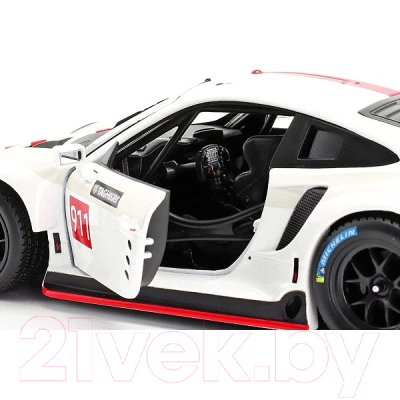 Масштабная модель автомобиля Bburago Porsche 911 RSR GT / 18-28013
