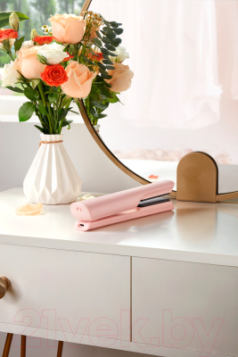 Выпрямитель для волос Dreame Unplugged Cordless Hair Straightener / AST14A (розовый)