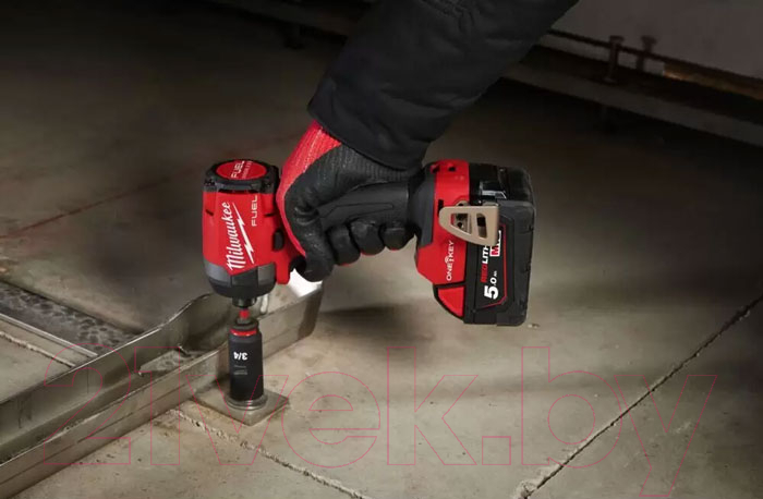 Аккумуляторный шуруповерт Milwaukee M18 ONEID3-502X Fuel One-Key / 4933492804