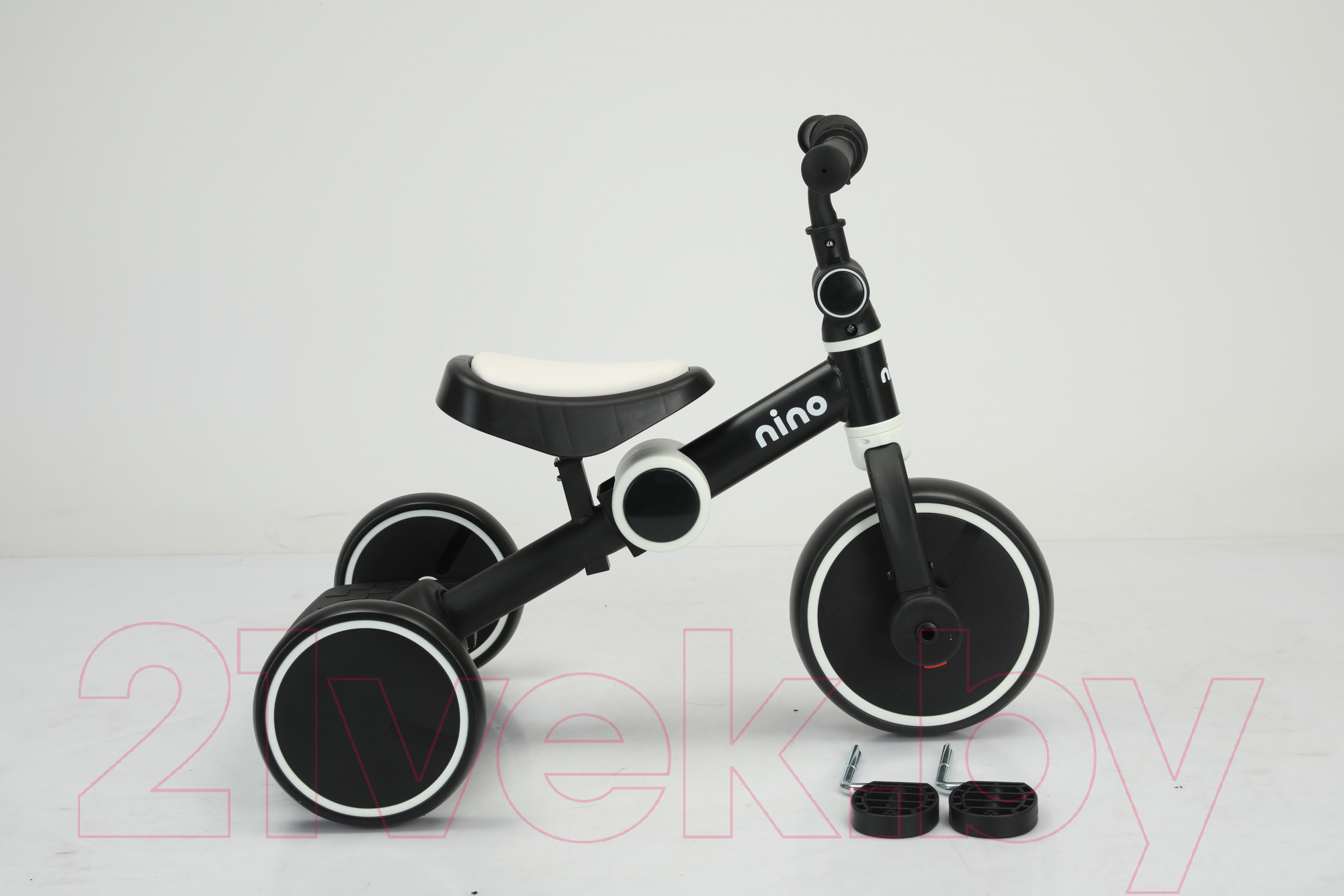 Трехколесный велосипед NINO JL-104