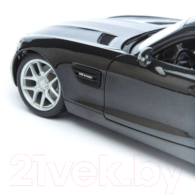 Масштабная модель автомобиля Maisto Mercedes-AMG GT / 31398 (черный)