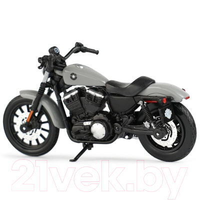 Масштабная модель мотоцикла Maisto Harley Davidson 2022 Sportster Iron 883 39360 / 20-22940