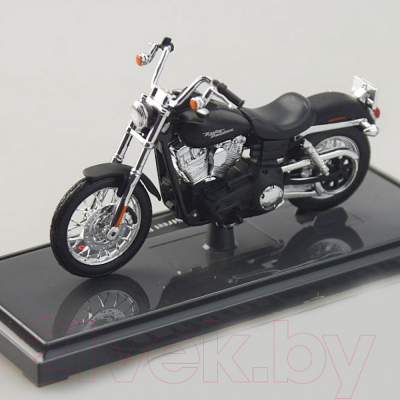 Масштабная модель мотоцикла Maisto Harley Davidson 2006 Dyna Street Bob 39360 / 20-15966