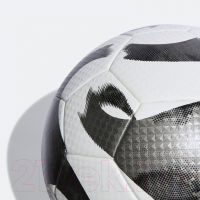 Футбольный мяч Adidas Tiro League Artificial Ground / HT2423 (размер 4)