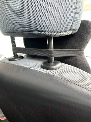 Подушка для автомобиля Sled Тоета 18x18см (черный)