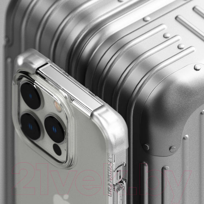 Чехол-накладка Ringke Fusion Bumper для iPhone 14 Pro (прозрачный)
