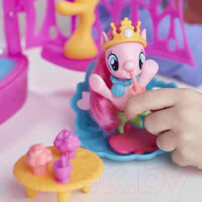Кукольный домик Hasbro My Little Pony Замок Мерцание /  C1058