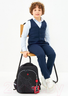 Школьный рюкзак Grizzly RAz-487-7 (черный/красный)