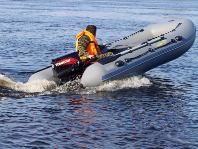 Изображение товара Надувная лодка Адмирал АМ-380 серый/черный
