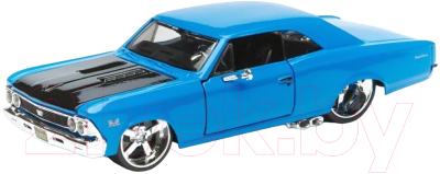 Масштабная модель автомобиля Maisto 1966 Chevelle SS 396 / 31333 (синий)