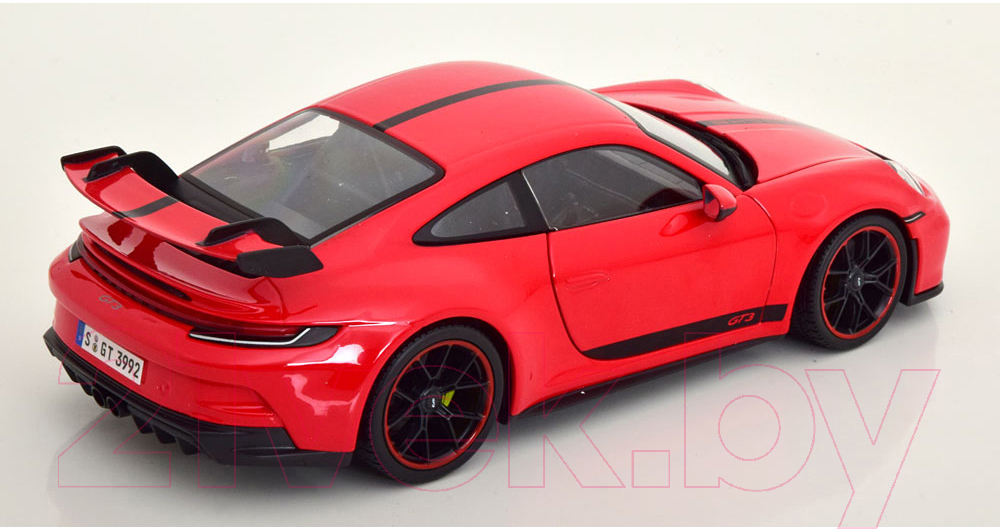 Масштабная модель автомобиля Maisto 2022 Porsche 911 GT3 / 36458RD