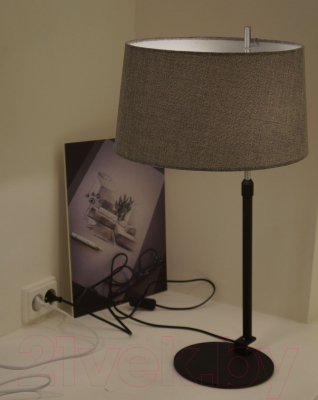 Прикроватная лампа Maytoni Bergamo MOD613TL-01B