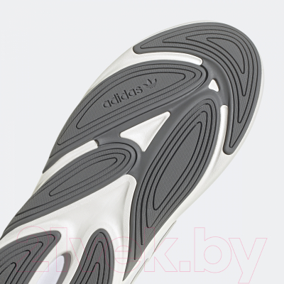 Кроссовки Adidas Ozelia White / H03546 (р-р 7.5, белый/серый)