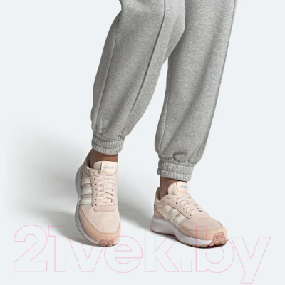 Кроссовки Adidas Run 70s / HP7858 (р-р 4.5, бежевый/розовый/белый)