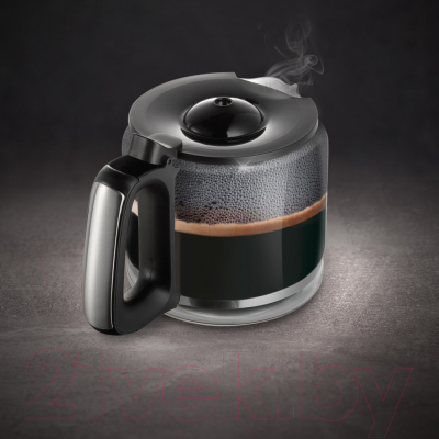 Капельная кофеварка Redmond CM704 (черный)