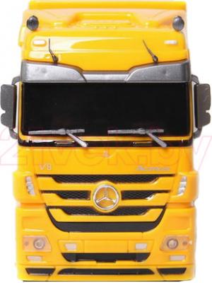 Радиоуправляемая игрушка Rui Chuang Самосвал Mercedes Benz Actros QY1101C (желтый) - вид спереди