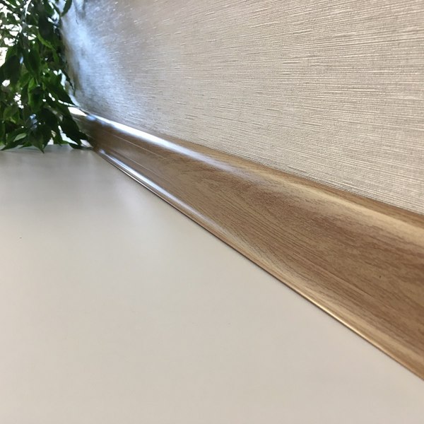 Плинтус LinePlast ПВХ 58мм L023 (2.2м, дуб античный)