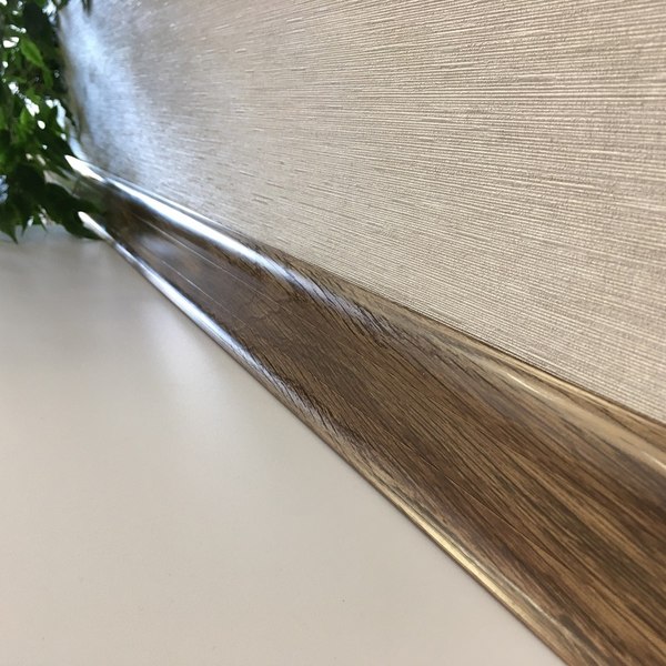 Плинтус LinePlast ПВХ 58мм L057 (2.2м, дуб престиж)