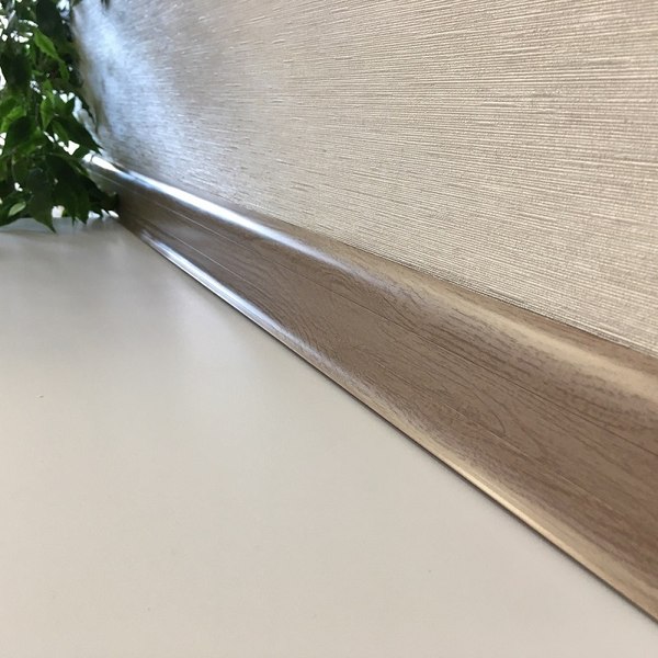 Плинтус LinePlast ПВХ 58мм L003 (2.2м, дуб беленый)