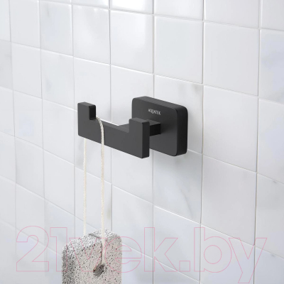 Крючок для ванной Aquatek Либра AQ4302MB (черный матовый)