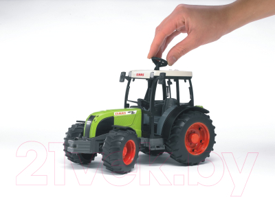 Трактор игрушечный Bruder Claas Nectis 267 F / 02-110