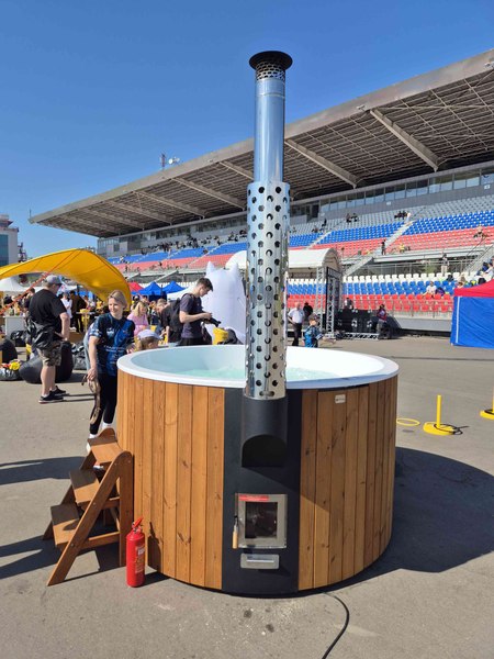 Купель Polarspa Elite термососна 200 (с хромотерапией и утеплением композитной чаши)